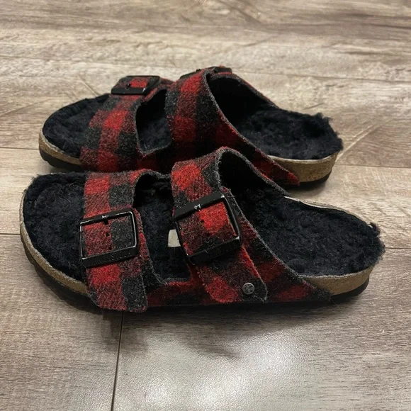 BIRKENSTOCK Sz 37 Arizona Rivet Shearling Sandals RED PLAID Wool (W6 M4) - Picture 6 of 16